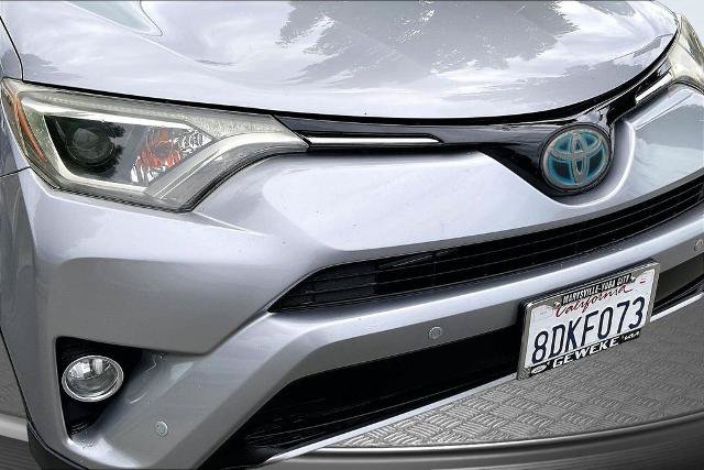 Used 2018 Toyota RAV4 XLE w/ Convenience Package AWD/4WD image 28