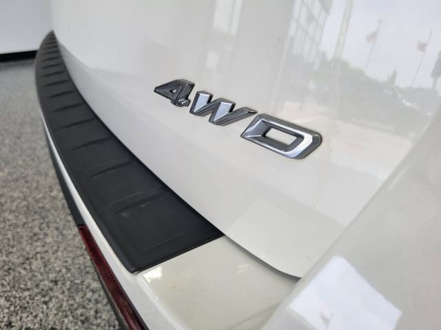 Certified 2022 Ford Explorer XLT w/ Equipment Group 202A AWD/4WD image 28