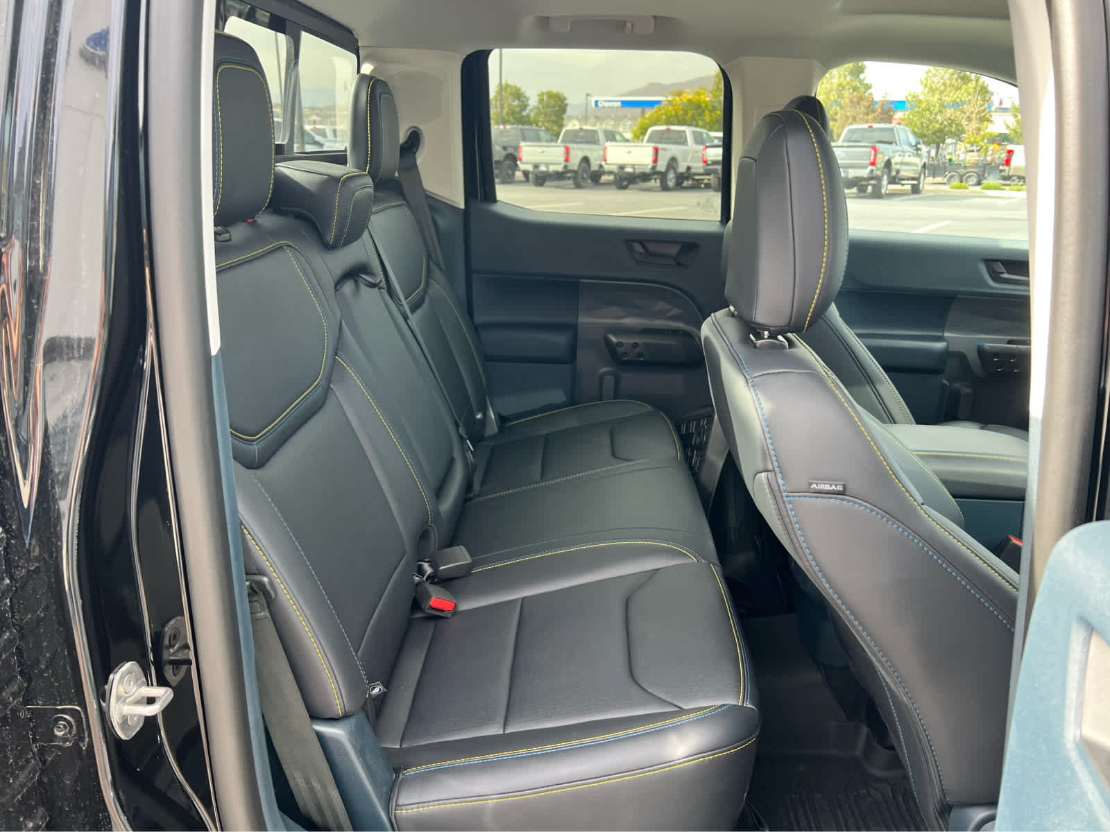 Certified 2025 Ford Maverick Lobo AWD/4WD image 21