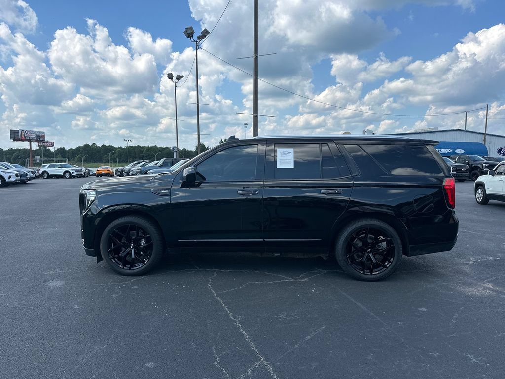 Used 2023 GMC Yukon SLT AWD/4WD image 4
