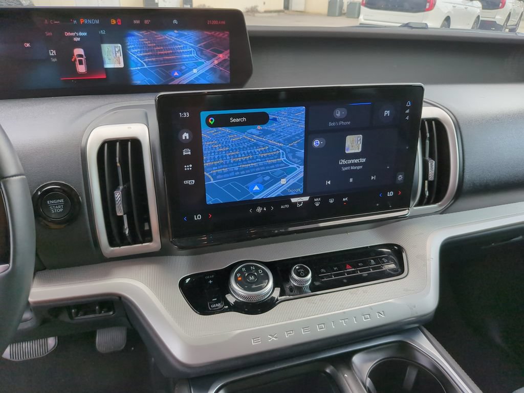 Certified 2025 Ford Expedition Active AWD/4WD image 26