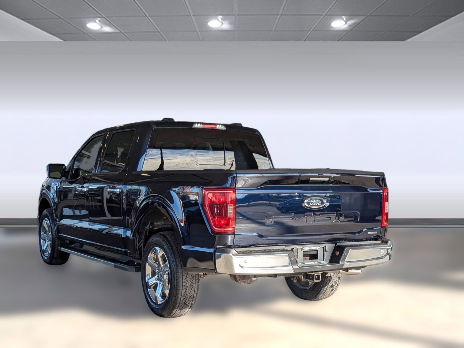 Certified 2022 Ford F150 XLT w/ Equipment Group 302A High image 3