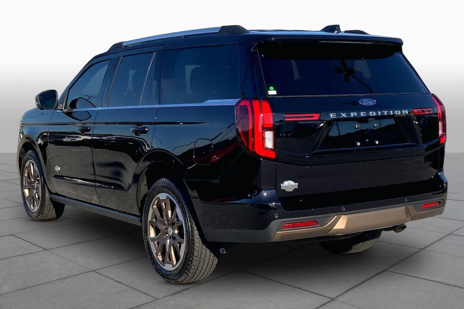 Certified 2026 Ford Expedition King Ranch AWD/4WD image 11