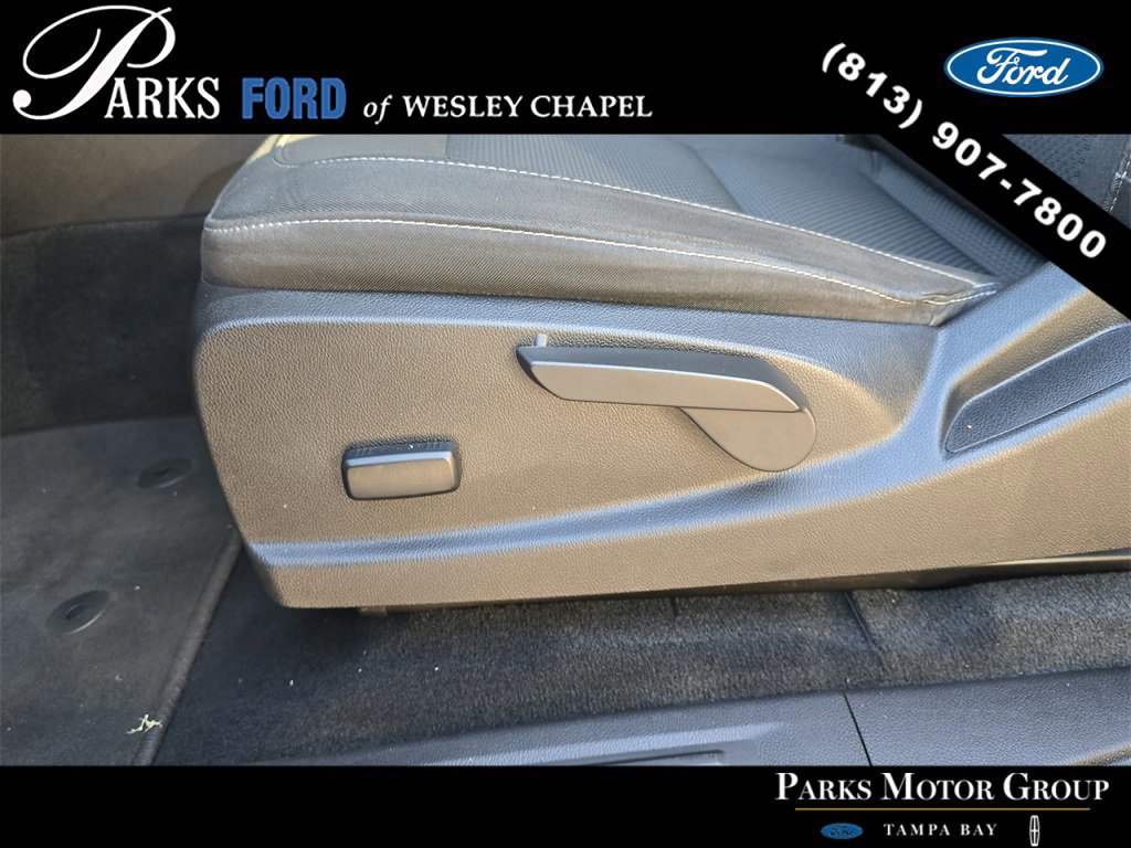 Used 2018 Chevrolet Colorado LT image 14