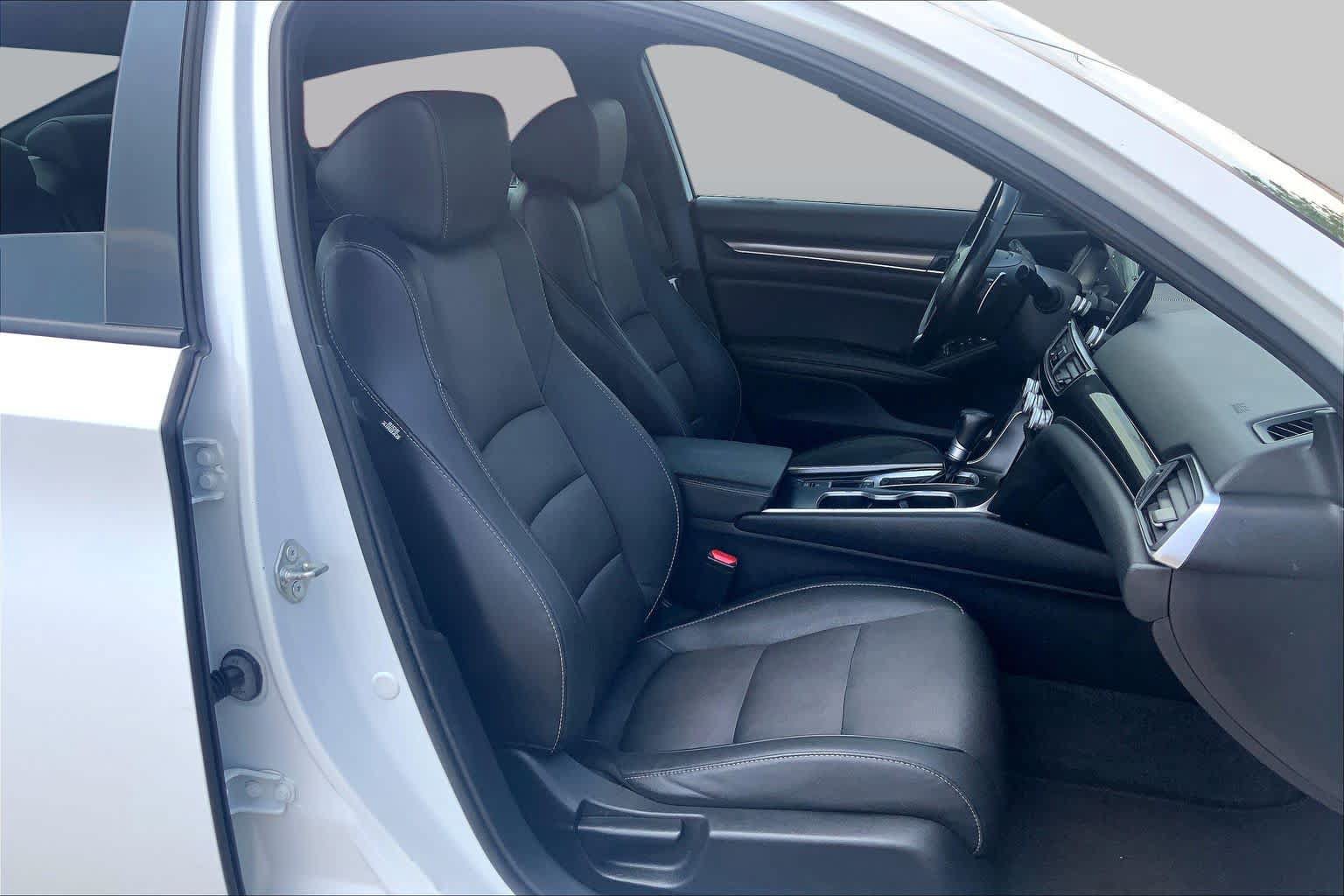 Used 2020 Honda Accord Sport image 9