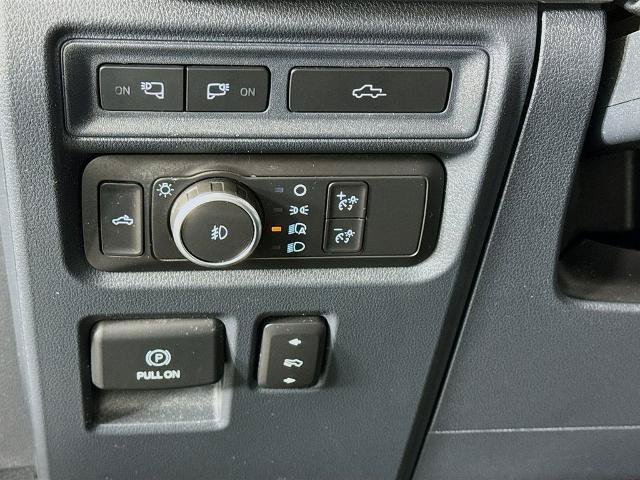 Certified 2022 Ford F150 Lariat AWD/4WD image 10