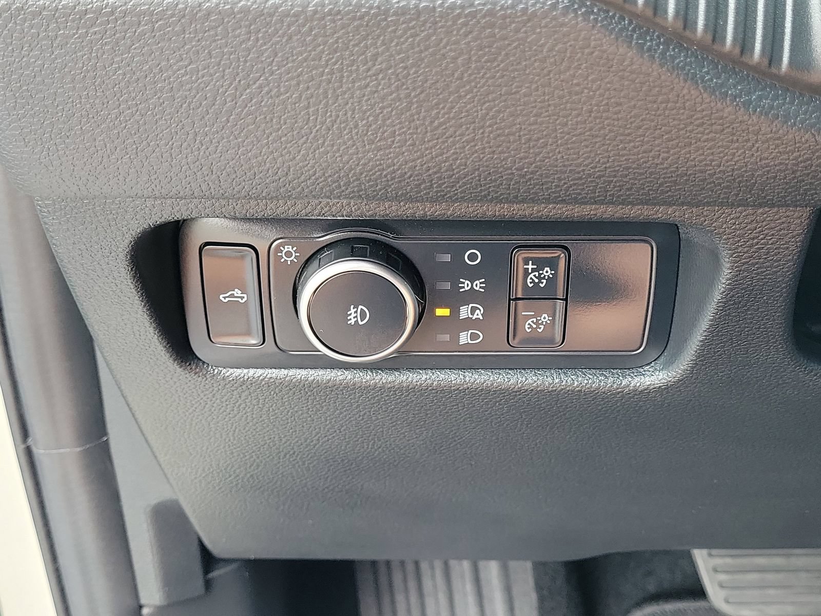 Certified 2025 Ford Ranger XLT RWD image 28