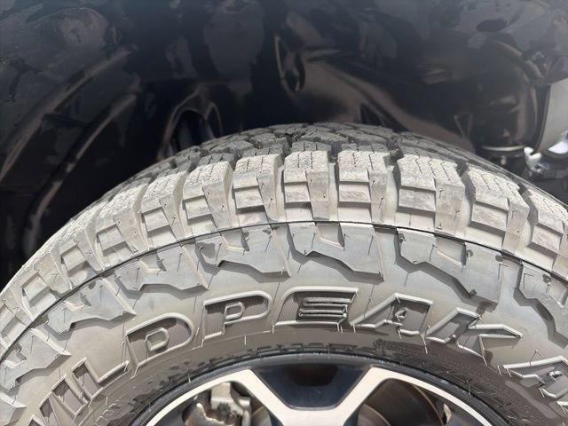 Used 2021 Jeep Wrangler Unlimited Rubicon AWD/4WD image 11
