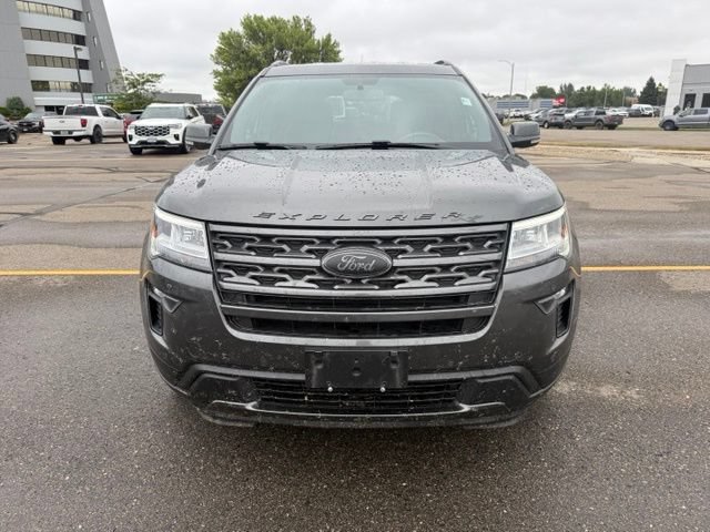 Certified 2018 Ford Explorer XLT w/ Equipment Group 202A AWD/4WD image 5