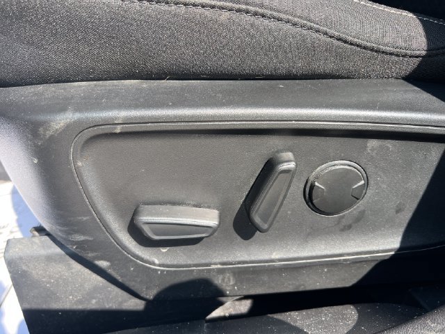 Certified 2023 Ford Escape Active AWD/4WD image 35