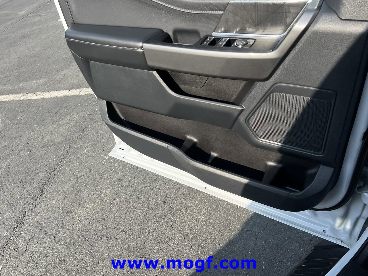 Certified 2022 Ford F150 XLT w/ Equipment Group 302A High image 17