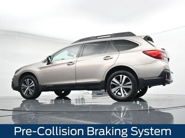 Used 2018 Subaru Outback 2.5i Limited AWD/4WD image 31
