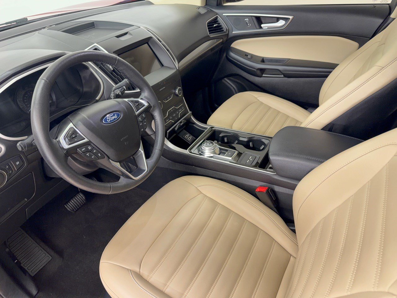 Certified 2020 Ford Edge SEL FWD image 4