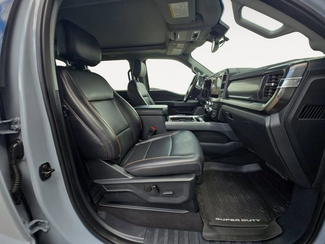 Certified 2025 Ford F350 Lariat w/ FX4 Off-Road Package image 15