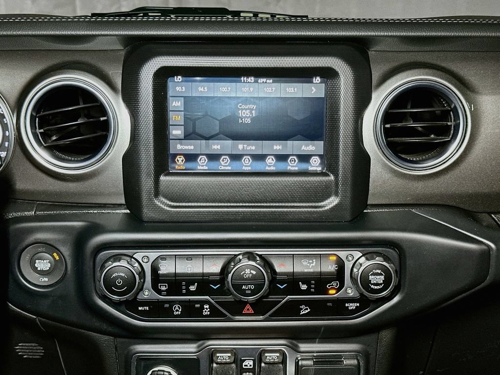 Used 2019 Jeep Wrangler Unlimited Sahara w/ LED Lighting Group AWD/4WD image 13