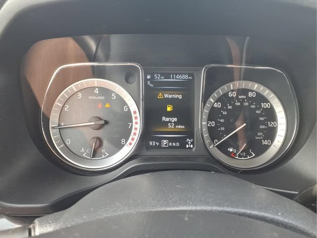Used 2018 Nissan Titan SV w/ SV Convenience Package AWD/4WD image 20