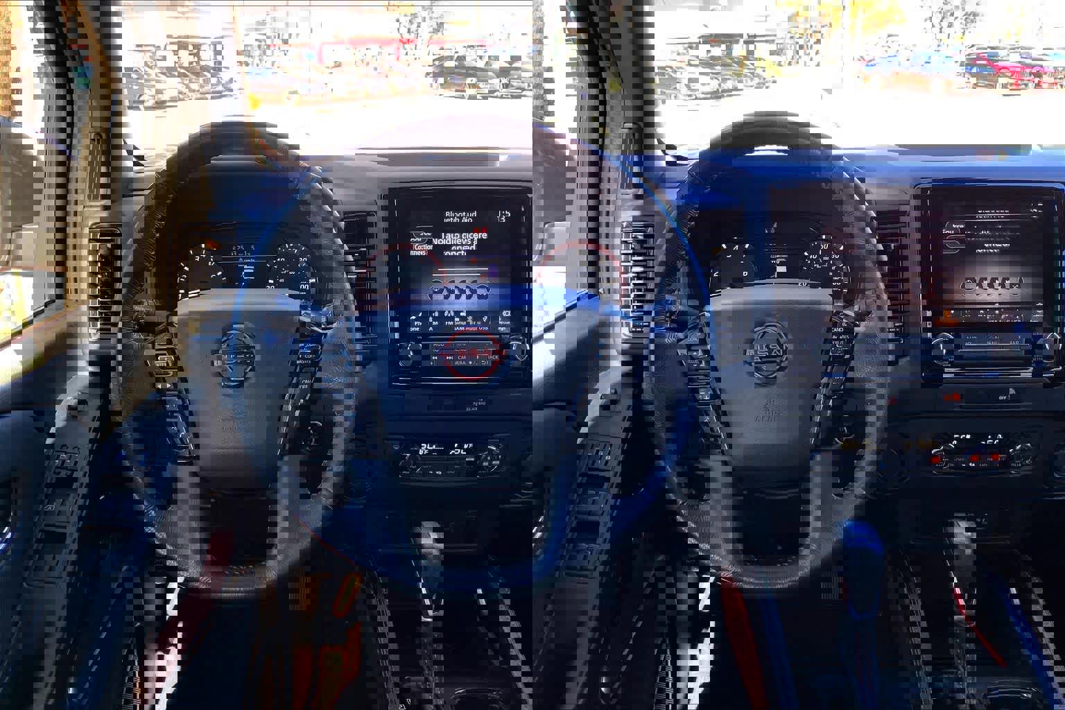 Used 2023 Nissan Frontier Pro-X w/ Tow Package image 5