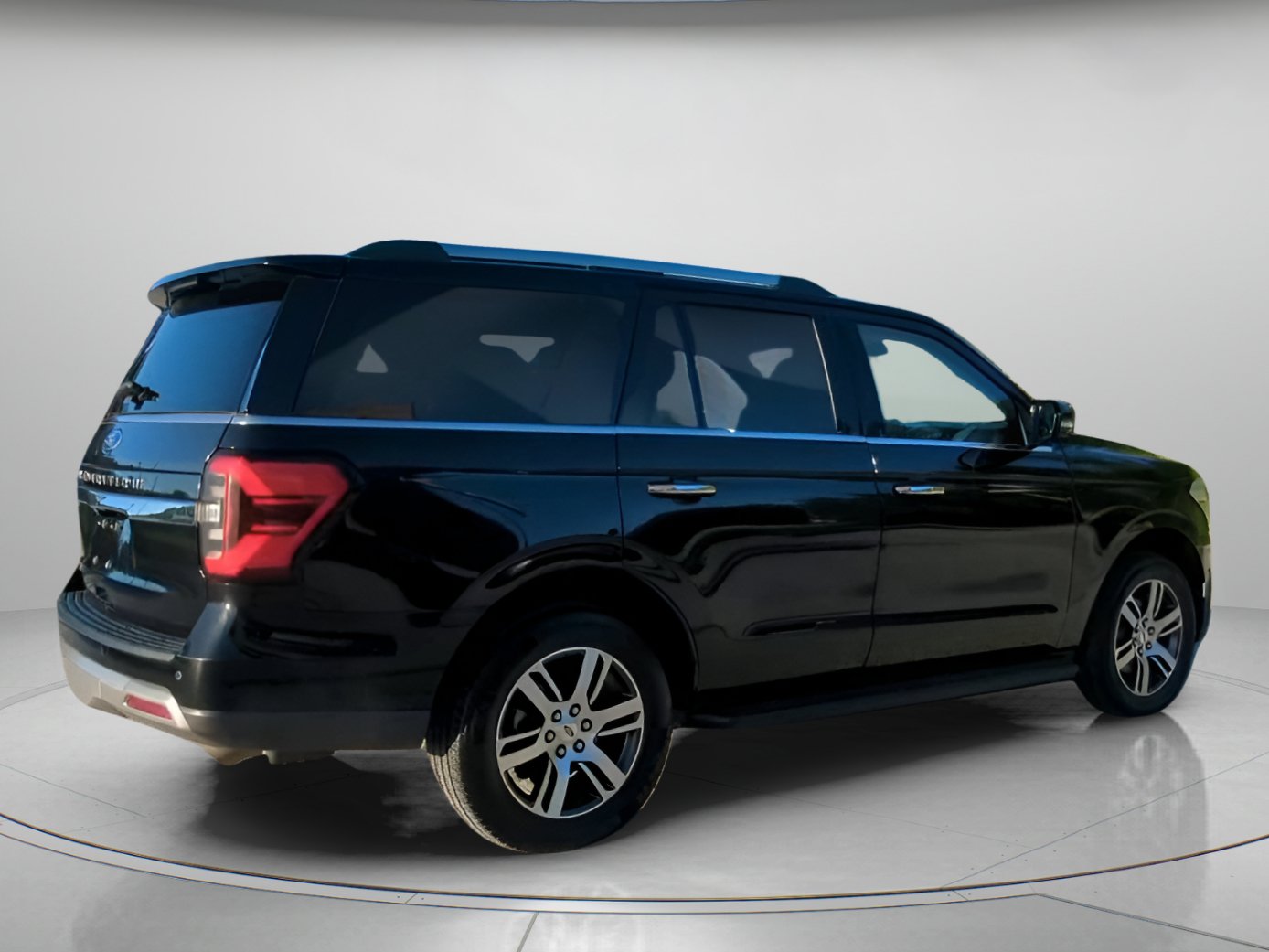 Certified 2024 Ford Expedition Limited AWD/4WD image 29