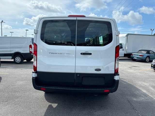 Certified 2025 Ford Transit 250 Low Roof w/ Exterior Upgrade Package RWD image 4