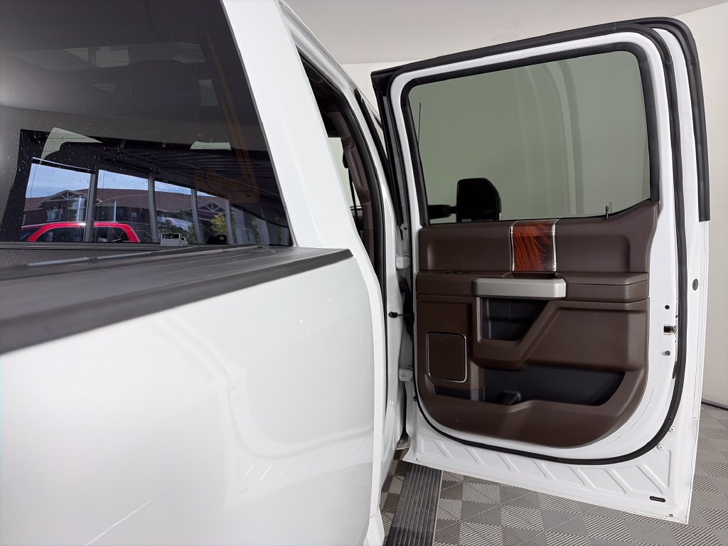 Certified 2017 Ford F250 King Ranch w/ King Ranch Ultimate Package AWD/4WD image 29