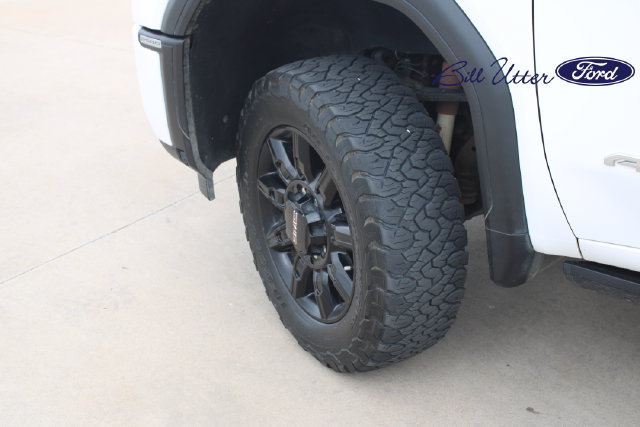 Used 2024 GMC Sierra 2500 AT4 w/ AT4 Premium Plus Package AWD/4WD image 9