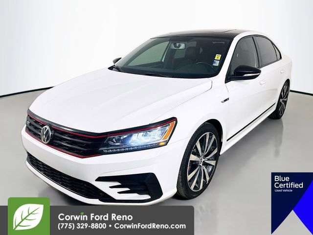 Used 2018 Volkswagen Passat 3.6 FWD image 1