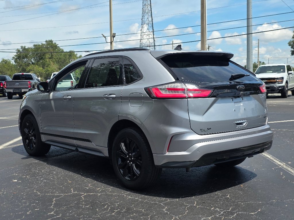 Certified 2024 Ford Edge SE w/ Black Appearance Package AWD/4WD image 13