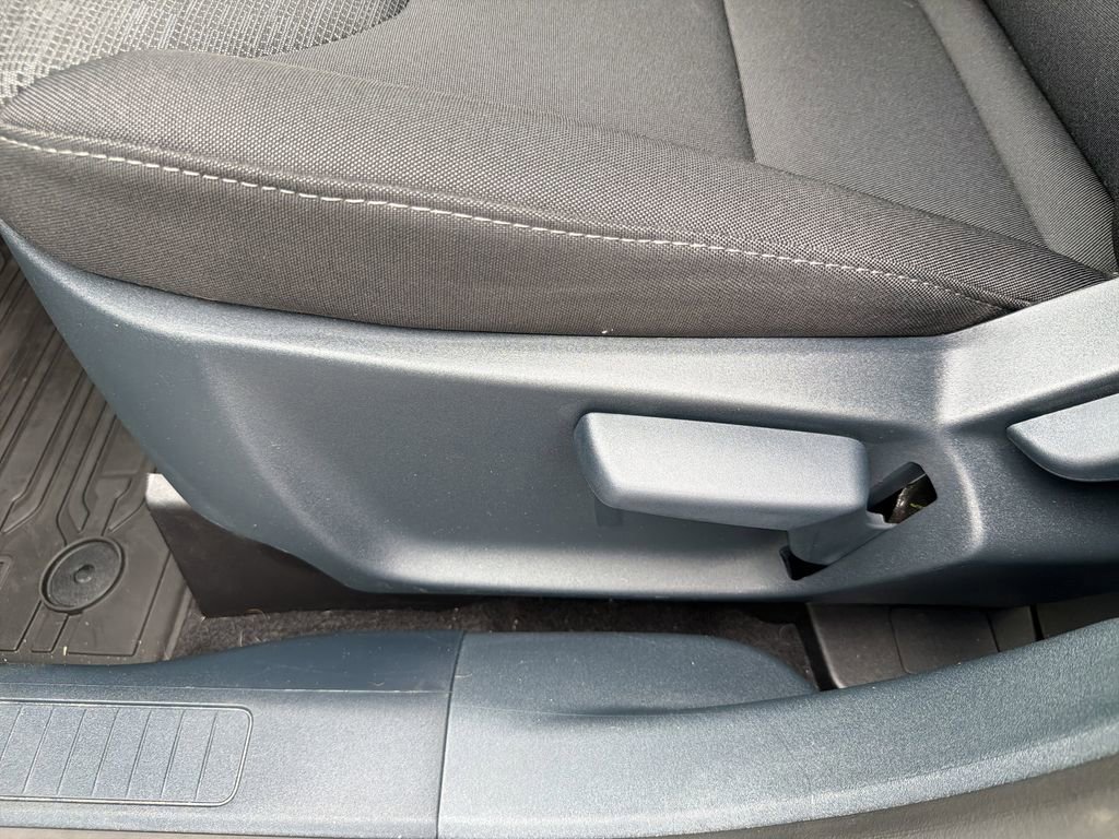 Certified 2025 Ford Maverick XL image 19