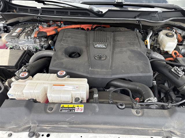 Used 2023 Toyota Tundra Limited AWD/4WD image 30