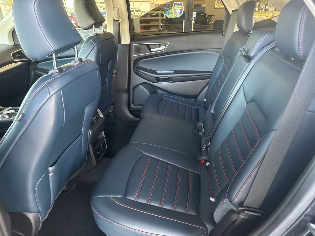 Certified 2023 Ford Edge SEL w/ Sport Appearance Package image 17