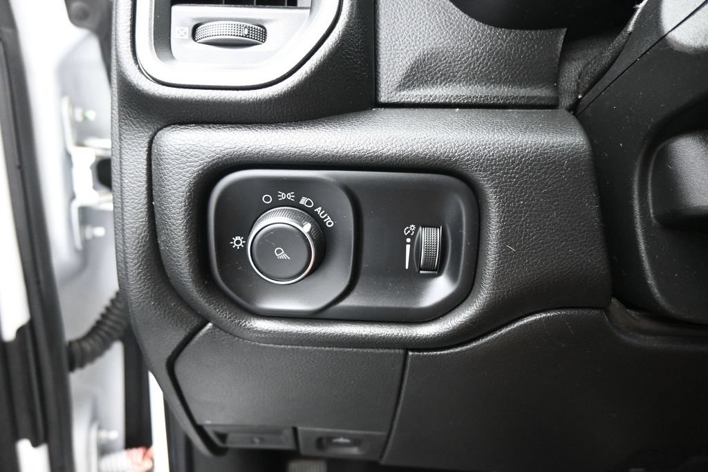 Used 2022 RAM 2500 Tradesman AWD/4WD image 12