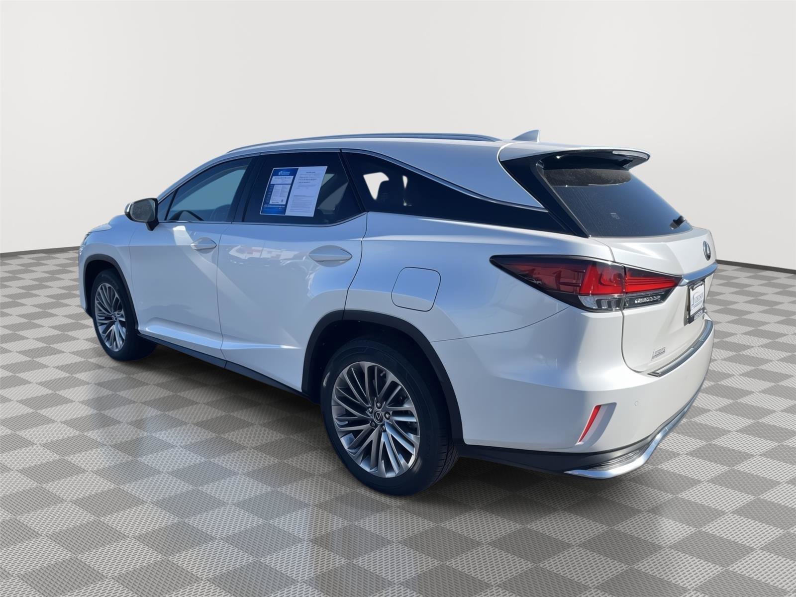 Used 2022 Lexus RX 350L Luxury image 7