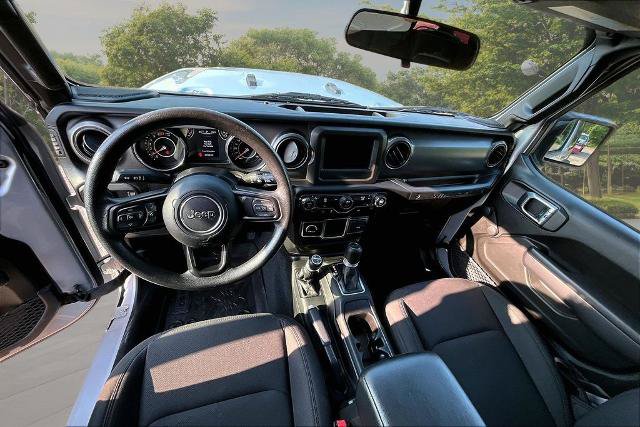 Used 2023 Jeep Wrangler Sport AWD/4WD image 16