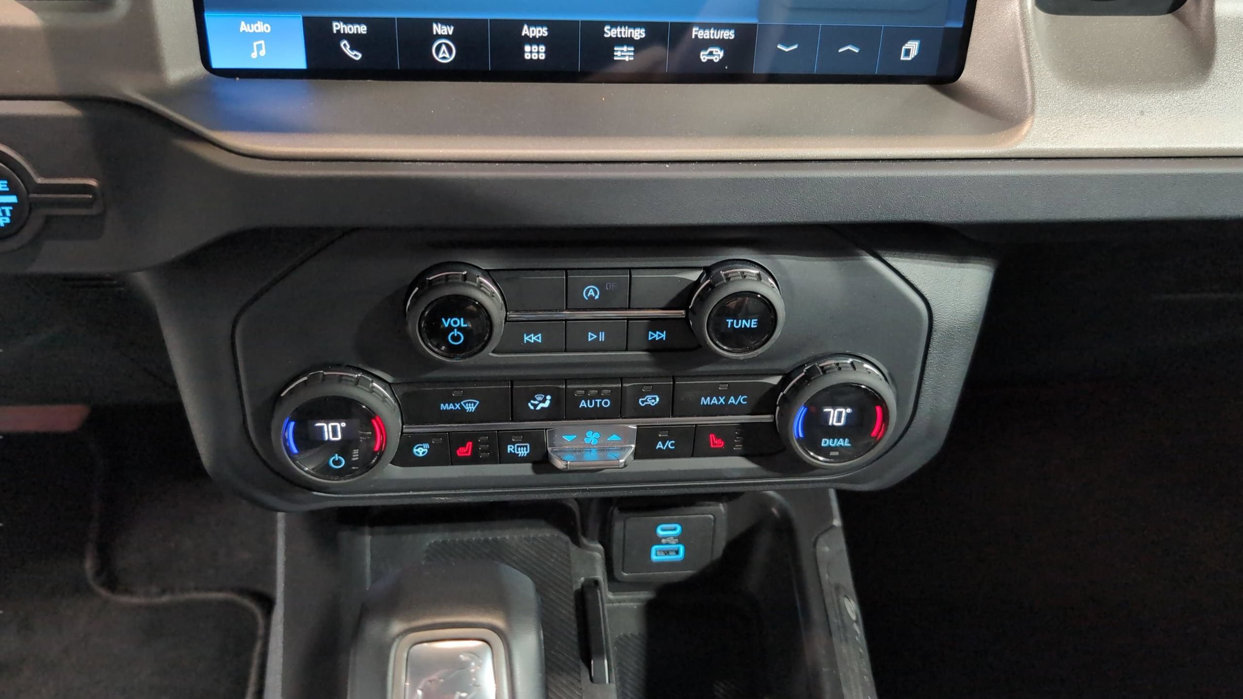Certified 2025 Ford Bronco Outer Banks AWD/4WD image 25