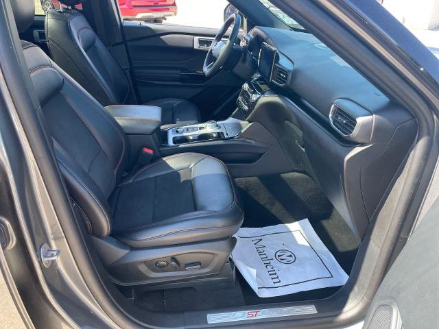 Certified 2024 Ford Explorer ST-Line w/ Class IV Trailer Tow Package AWD/4WD image 16