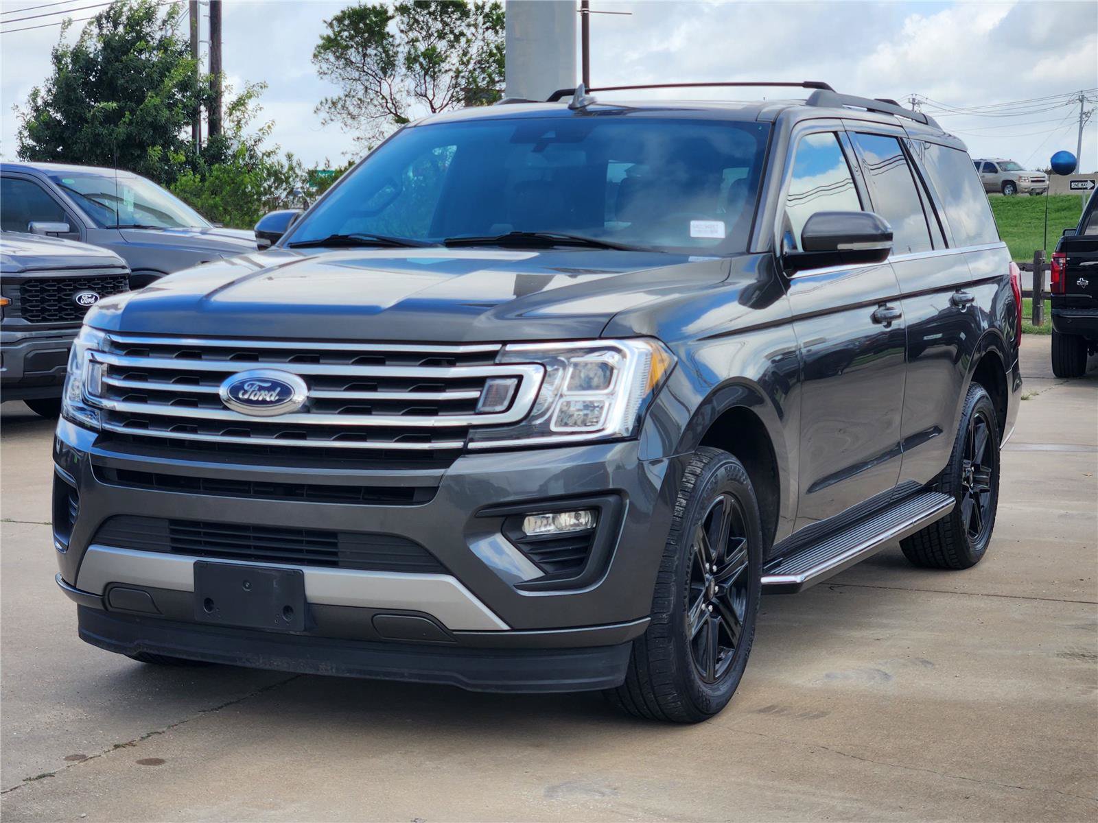 Certified 2021 Ford Expedition XLT RWD image 4
