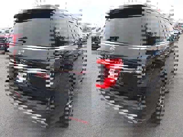 Certified 2024 Ford Expedition Limited image 7