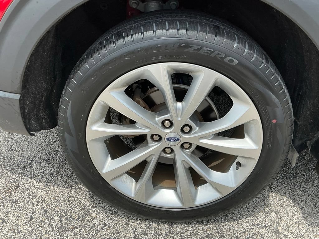 Certified 2023 Ford Explorer Platinum w/ Technology Package AWD/4WD image 20