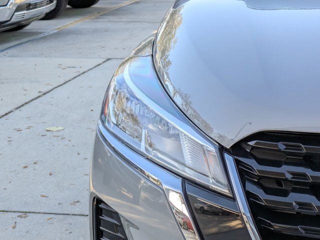 Used 2024 Nissan Kicks SV image 9