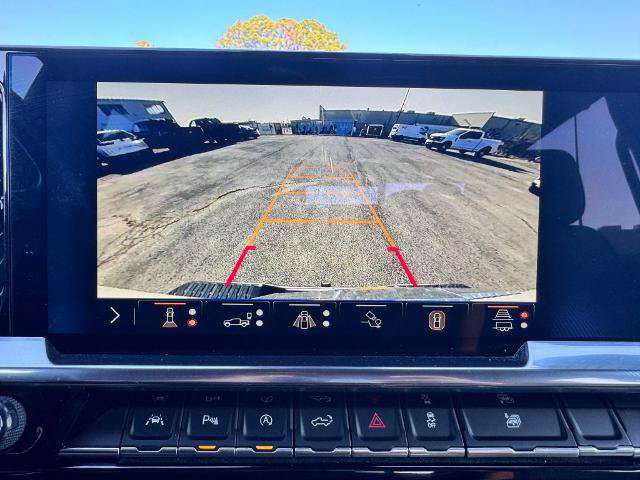 Used 2024 Chevrolet Silverado 1500 High Country w/ High Country Premium Package AWD/4WD image 32