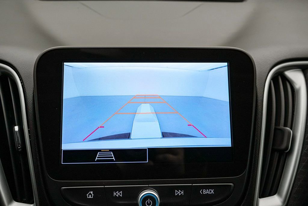 Used 2024 Chevrolet Malibu LT image 16