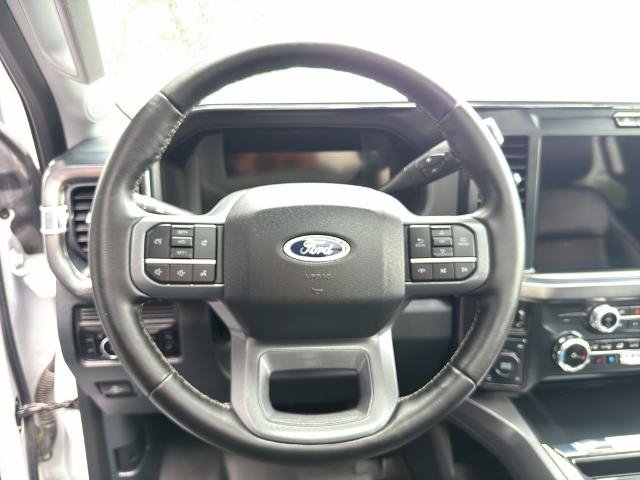 Certified 2025 Ford F350 Lariat w/ Black Appearance Package AWD/4WD image 25