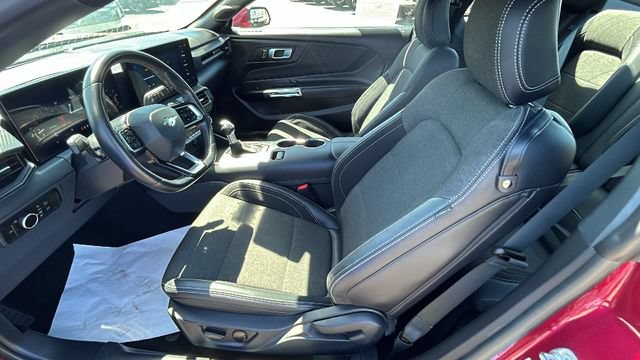 Certified 2025 Ford Mustang GT RWD image 15