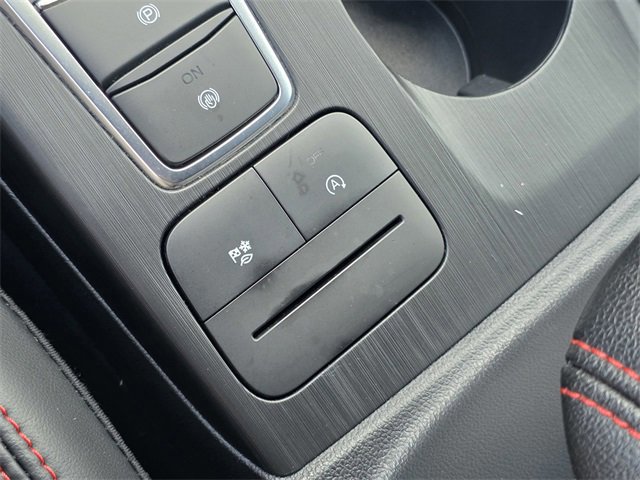 Certified 2025 Ford Escape ST-Line image 23
