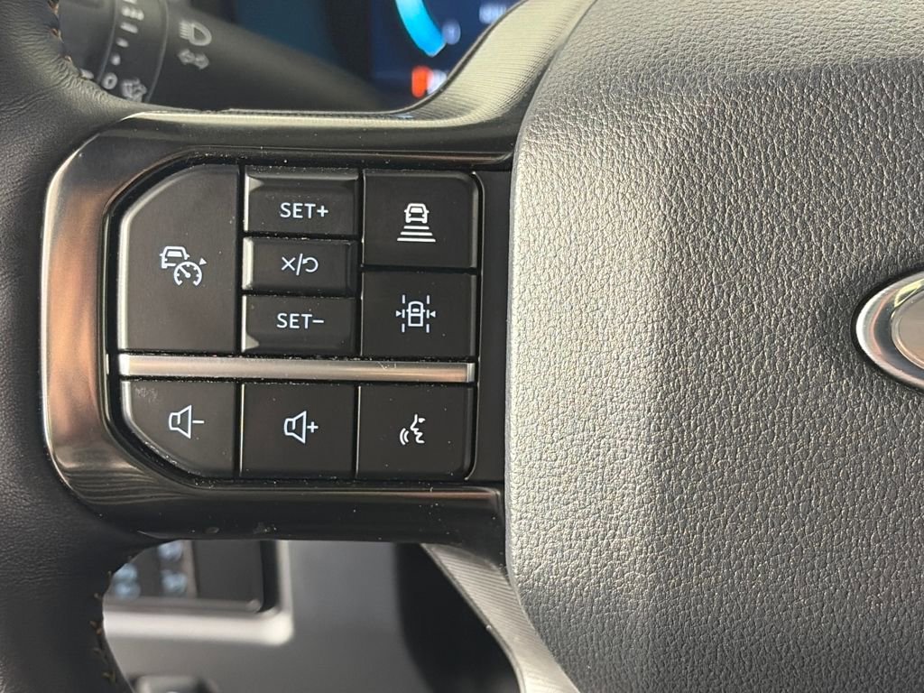 Certified 2024 Ford F350 Platinum image 17