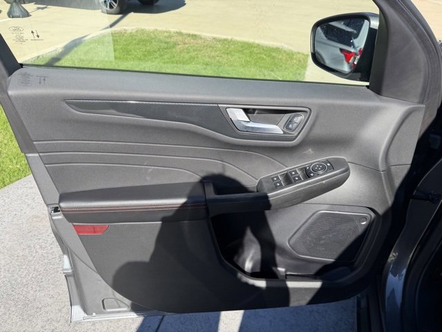 Certified 2023 Ford Escape ST-Line w/ Tech Pack #1 image 8