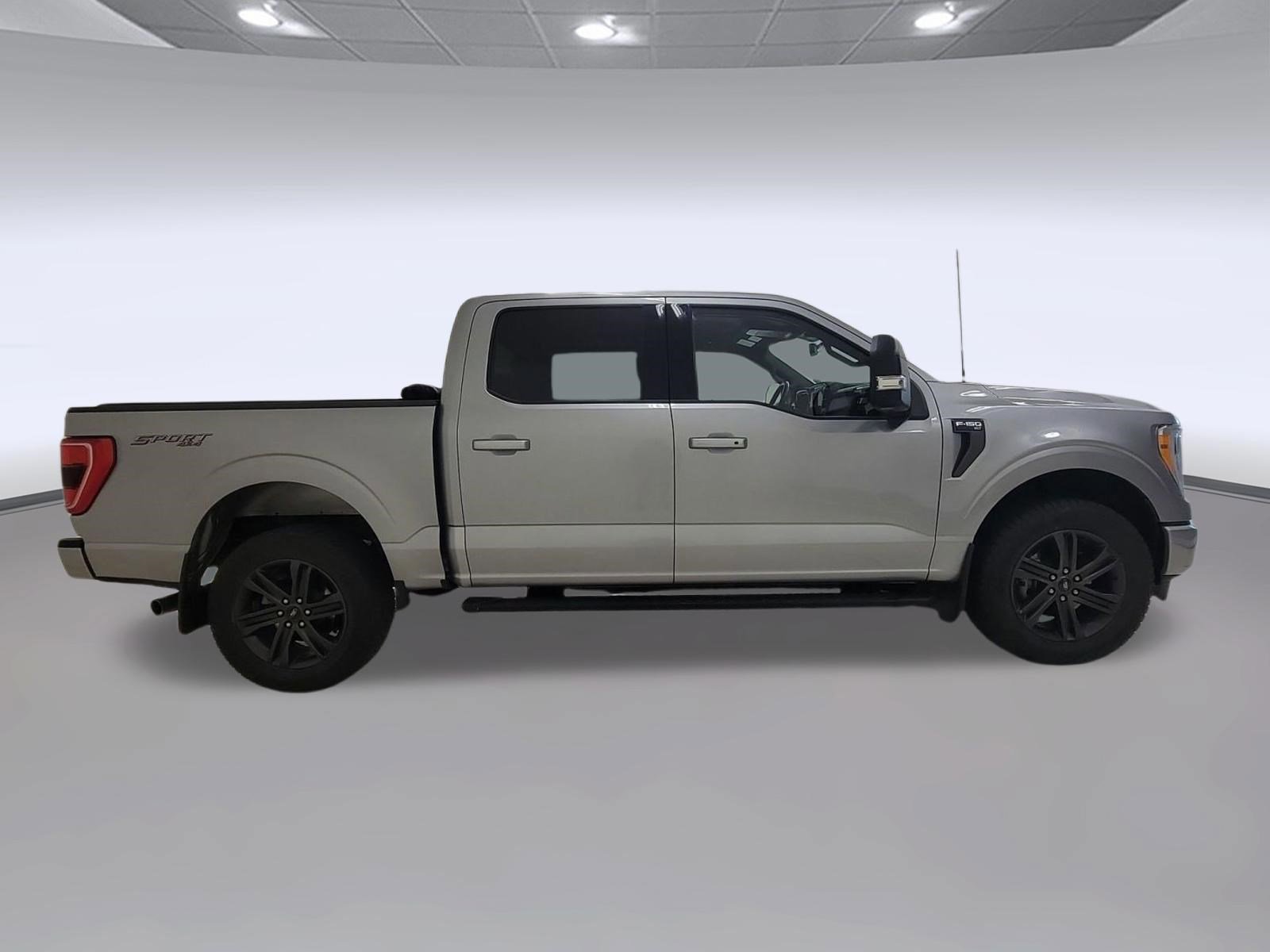 Certified 2022 Ford F150 XLT w/ Equipment Group 302A High image 6