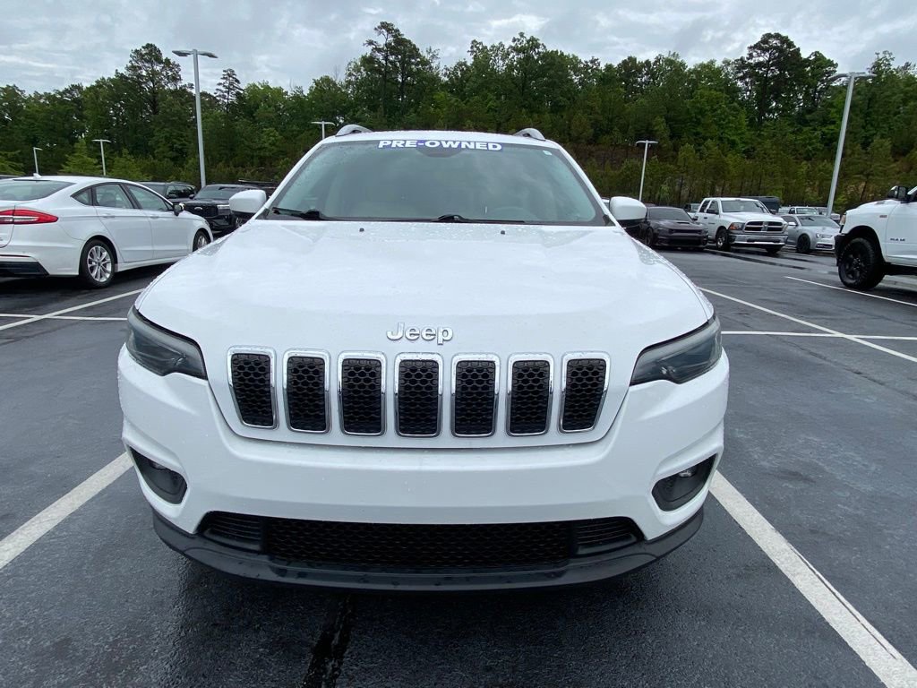 Used 2019 Jeep Cherokee Latitude w/ Popular Appearance Group FWD image 2