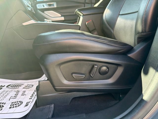 Certified 2023 Ford Explorer Limited w/ Limited Technology Package RWD image 12