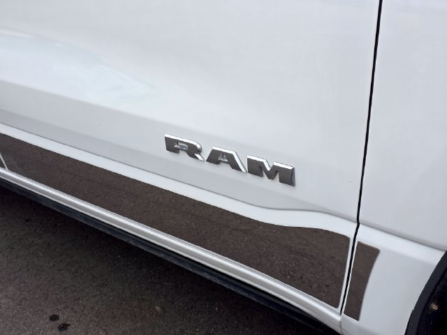 Used 2023 RAM 1500 Laramie AWD/4WD image 8
